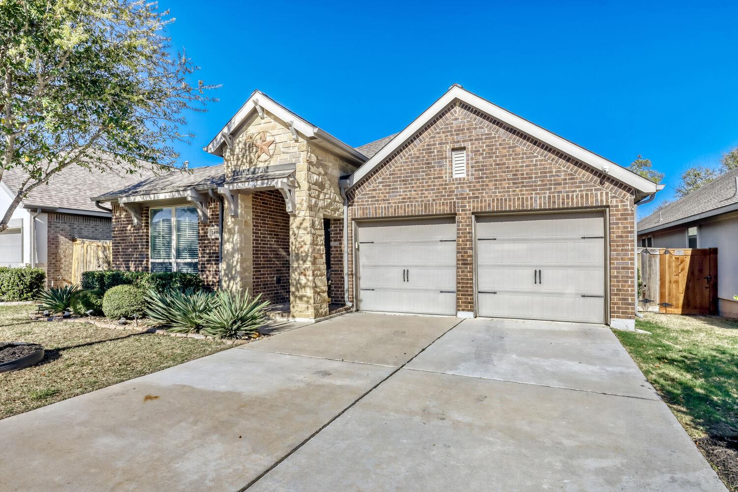 2416 Burberry LN, Leander, TX 78641