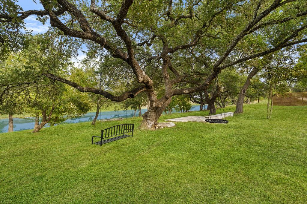1313 Democrat ST, Blanco, TX 78606