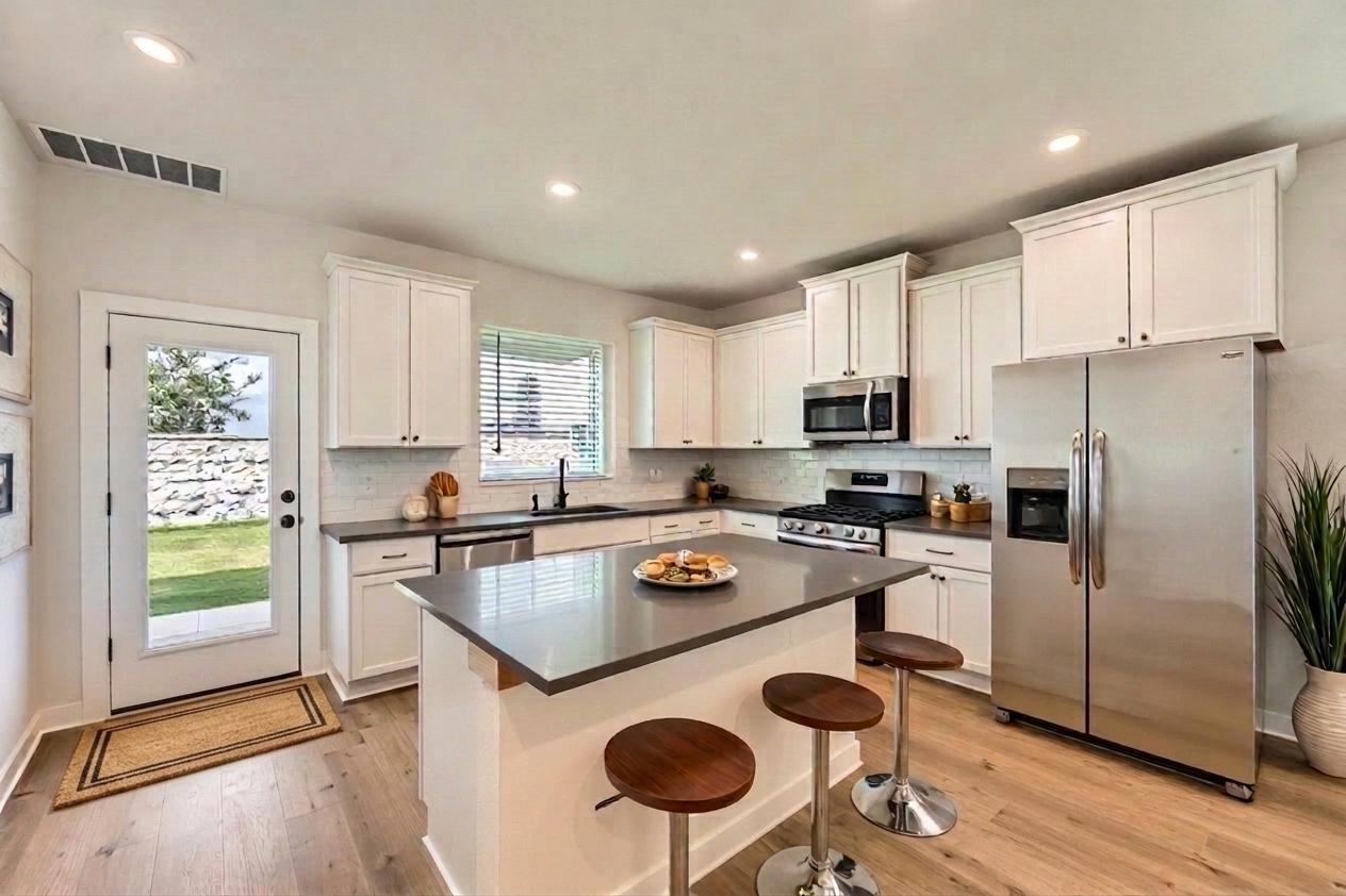 212 Rock Daisy TRL, Hutto, TX 78634