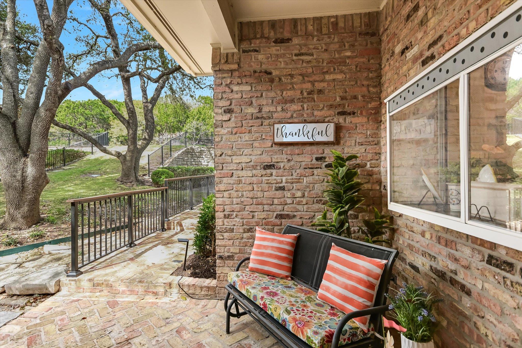 3907C Belmont Park DR, Austin, TX 78746