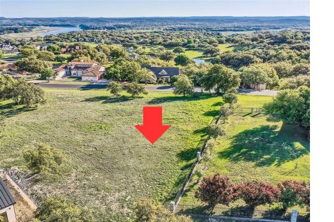 27209 Waterfall Hill PKWY, Spicewood, TX 78669