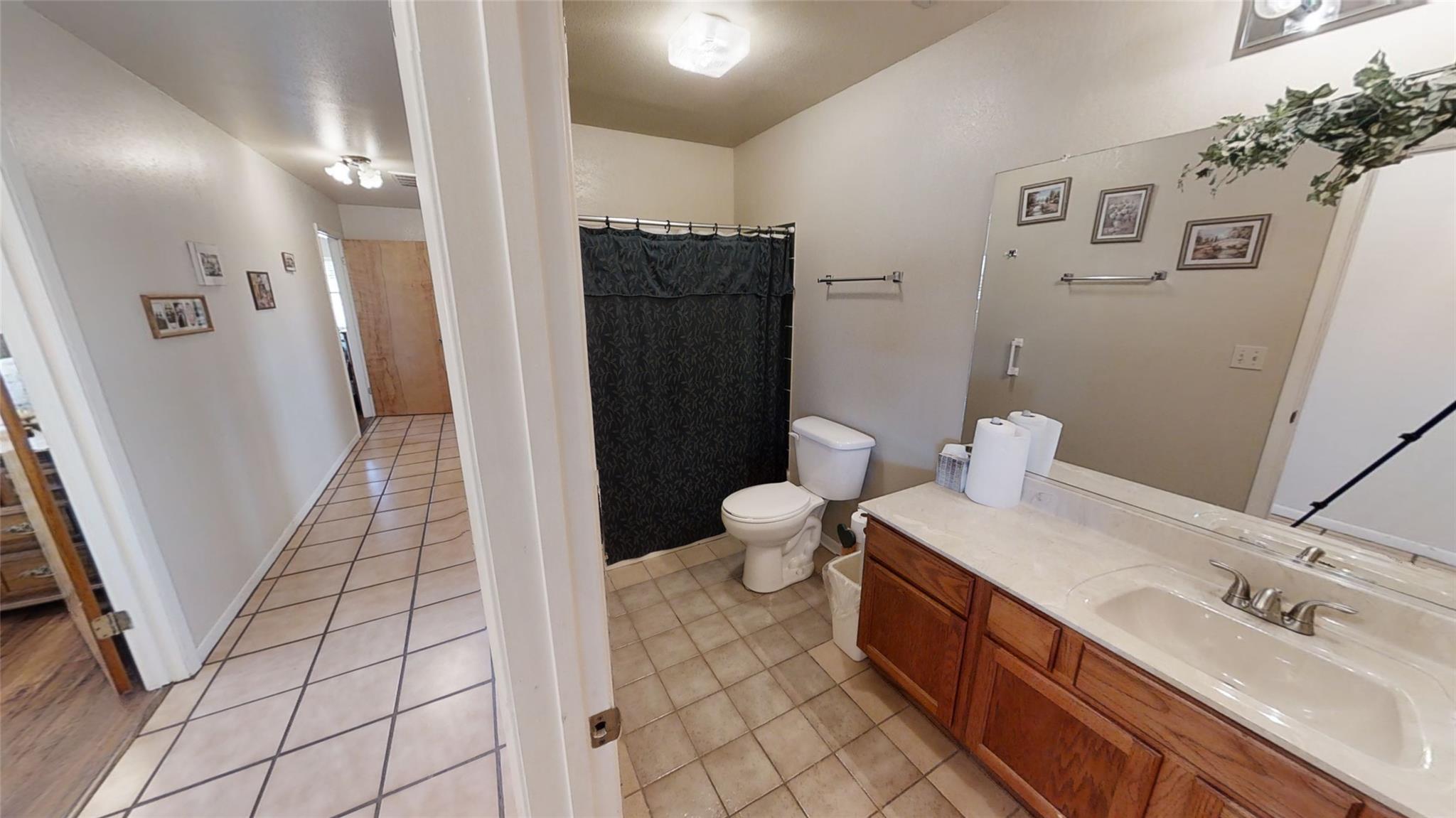 313 Rawhide RD, Burnet, TX 78611