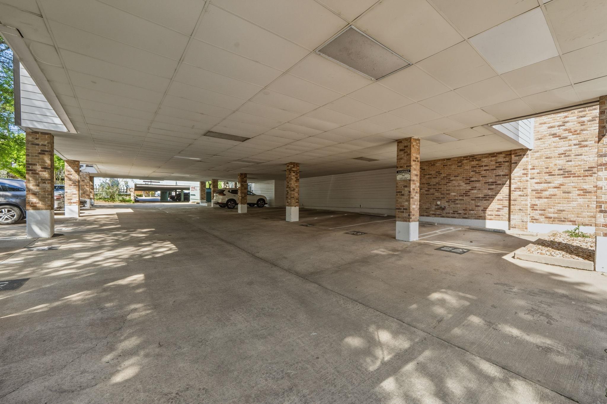 912 W 22nd ST #305, Austin, TX 78705