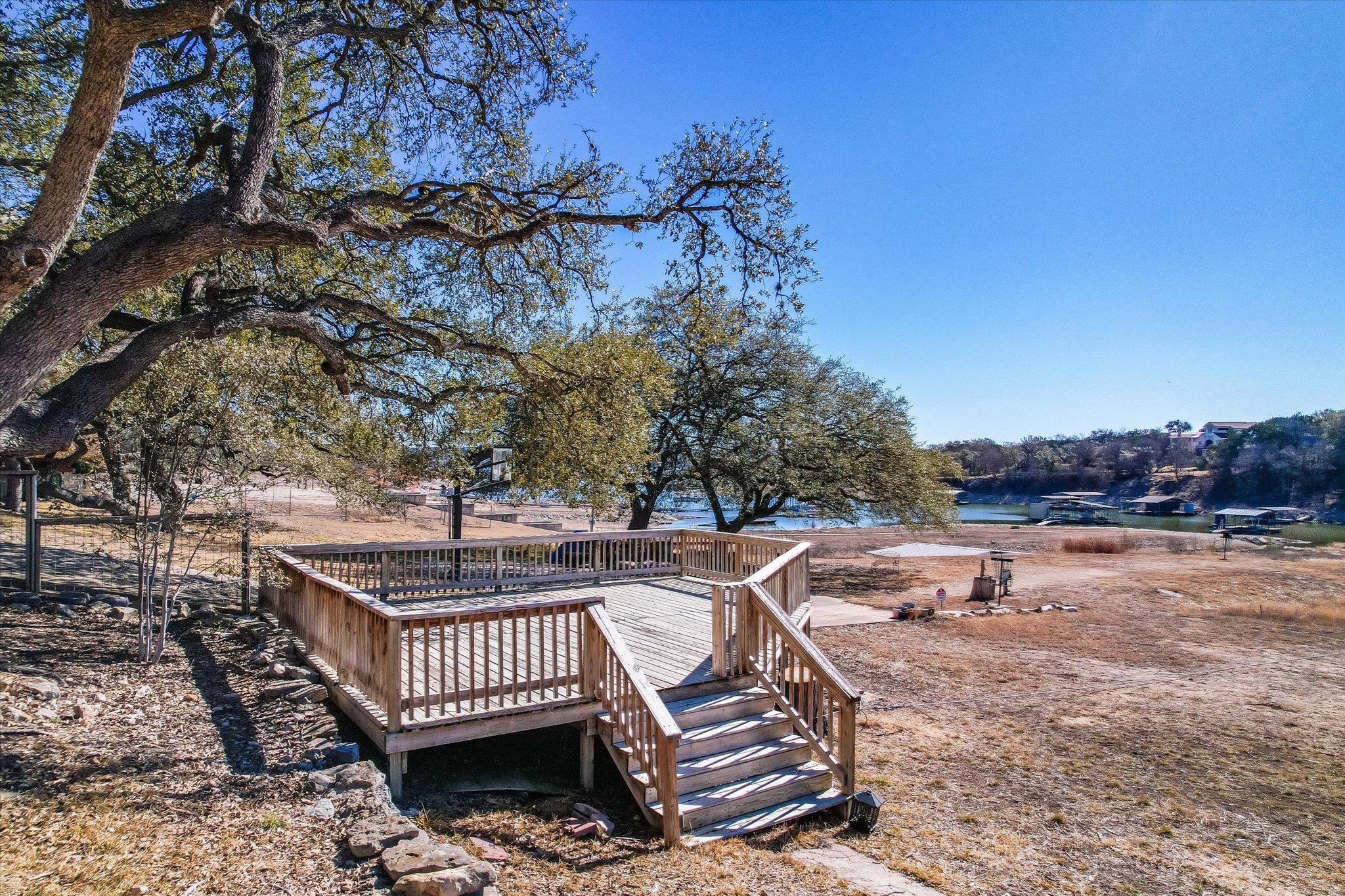 6111 Hudson Bend RD, Austin, TX 78734