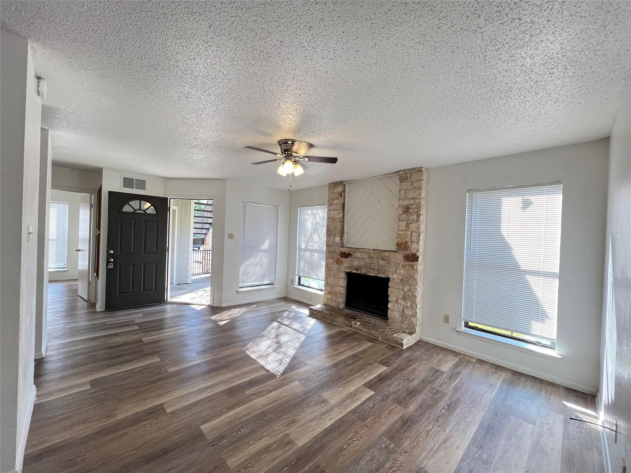 10616 Mellow MDWS #27A, Austin, TX 78750