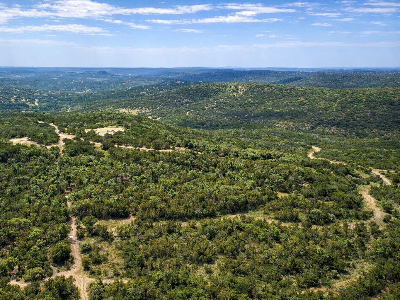 20220 Doe Rn, Lago Vista, TX 78645