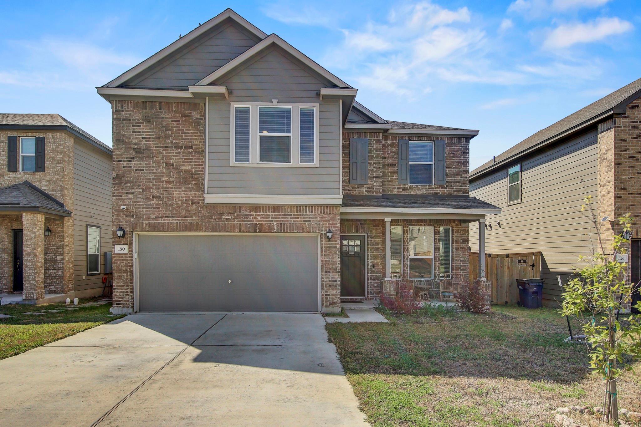 180 Outlaw DR, Jarrell, TX 76537