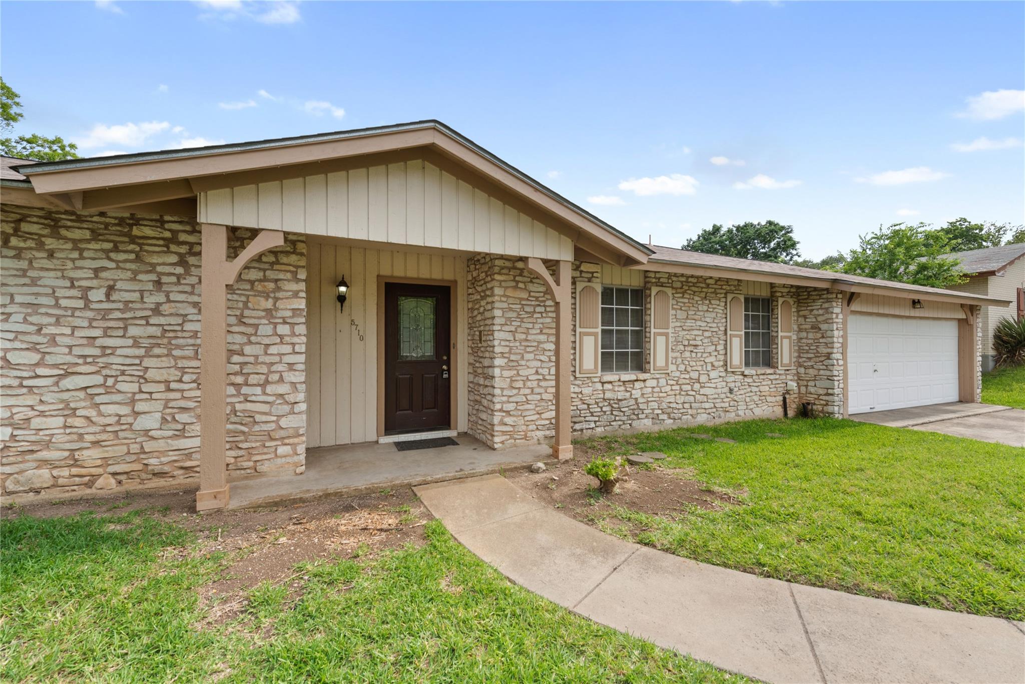 5710 Prentiss DR, San Antonio, TX 78240