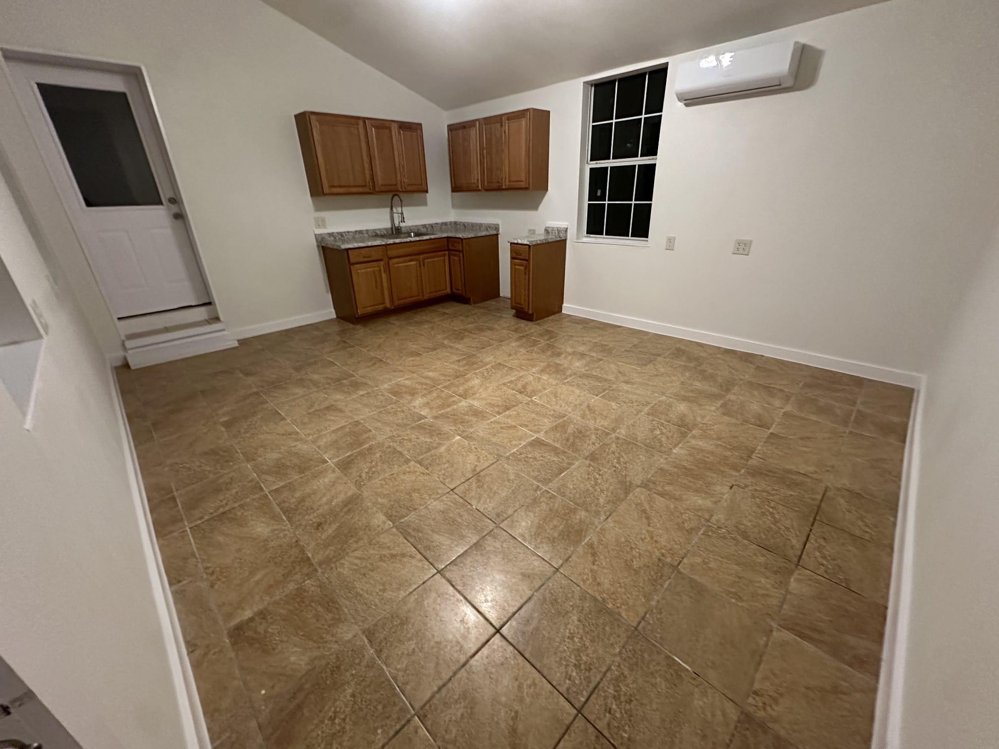 176 Old Lexington RD #C, Elgin, TX 78621