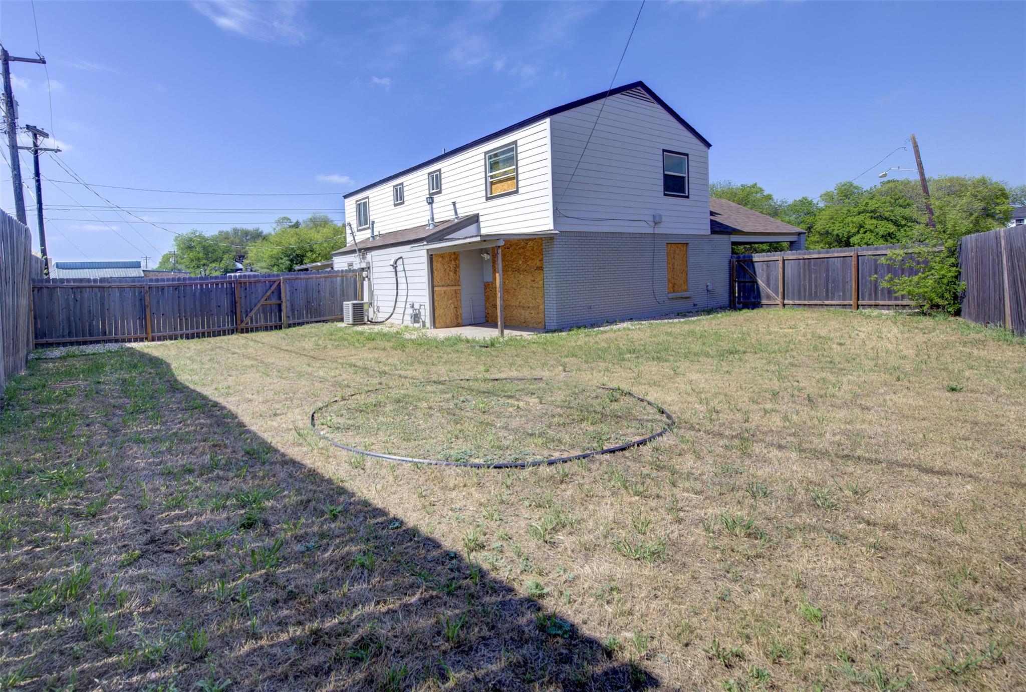 1306 E Saint Johns Ave, Austin, TX 78752