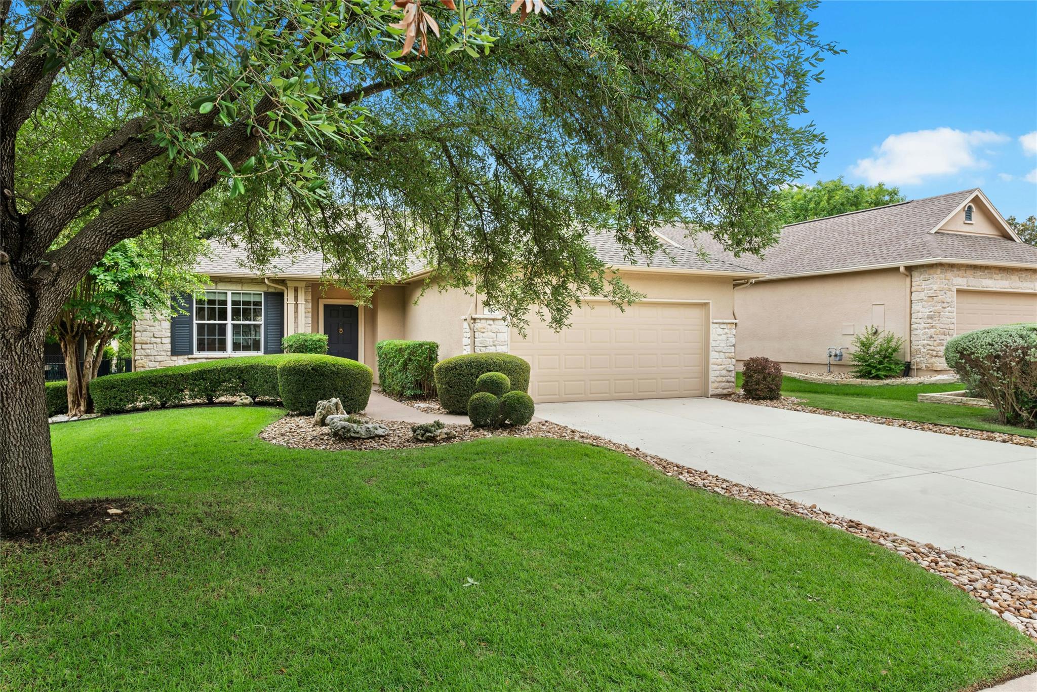 402 Colorado River RD, Georgetown, TX 78633