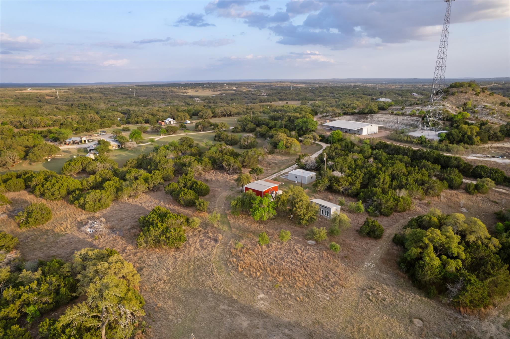 421 Rolling Hills RD, Blanco, TX 78606
