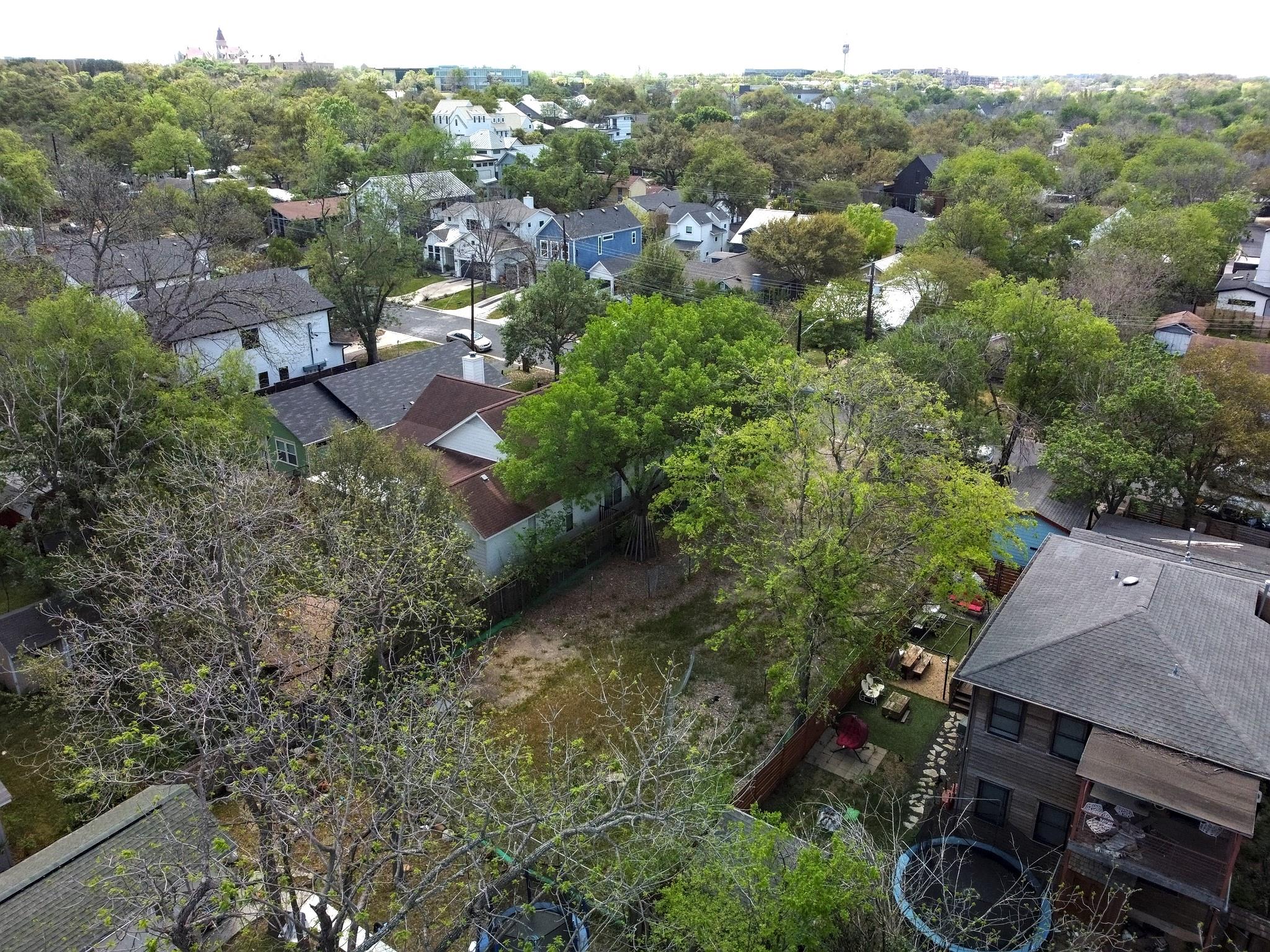 304 Ben Howell DR, Austin, TX 78704