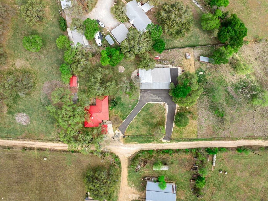 312 Gerald DR, Blanco, TX 78606