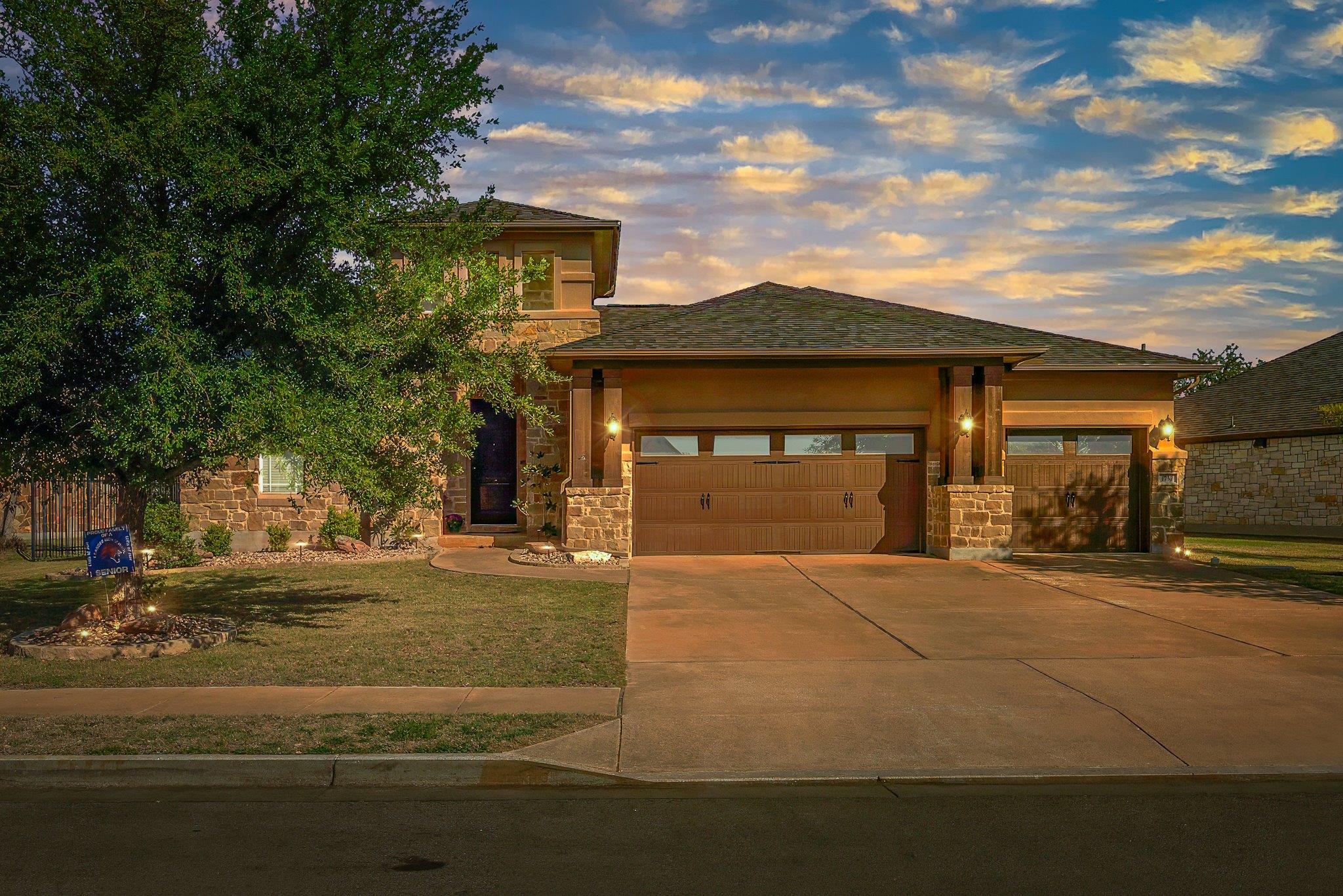 1737 Harvest Dance DR, Leander, TX 78641