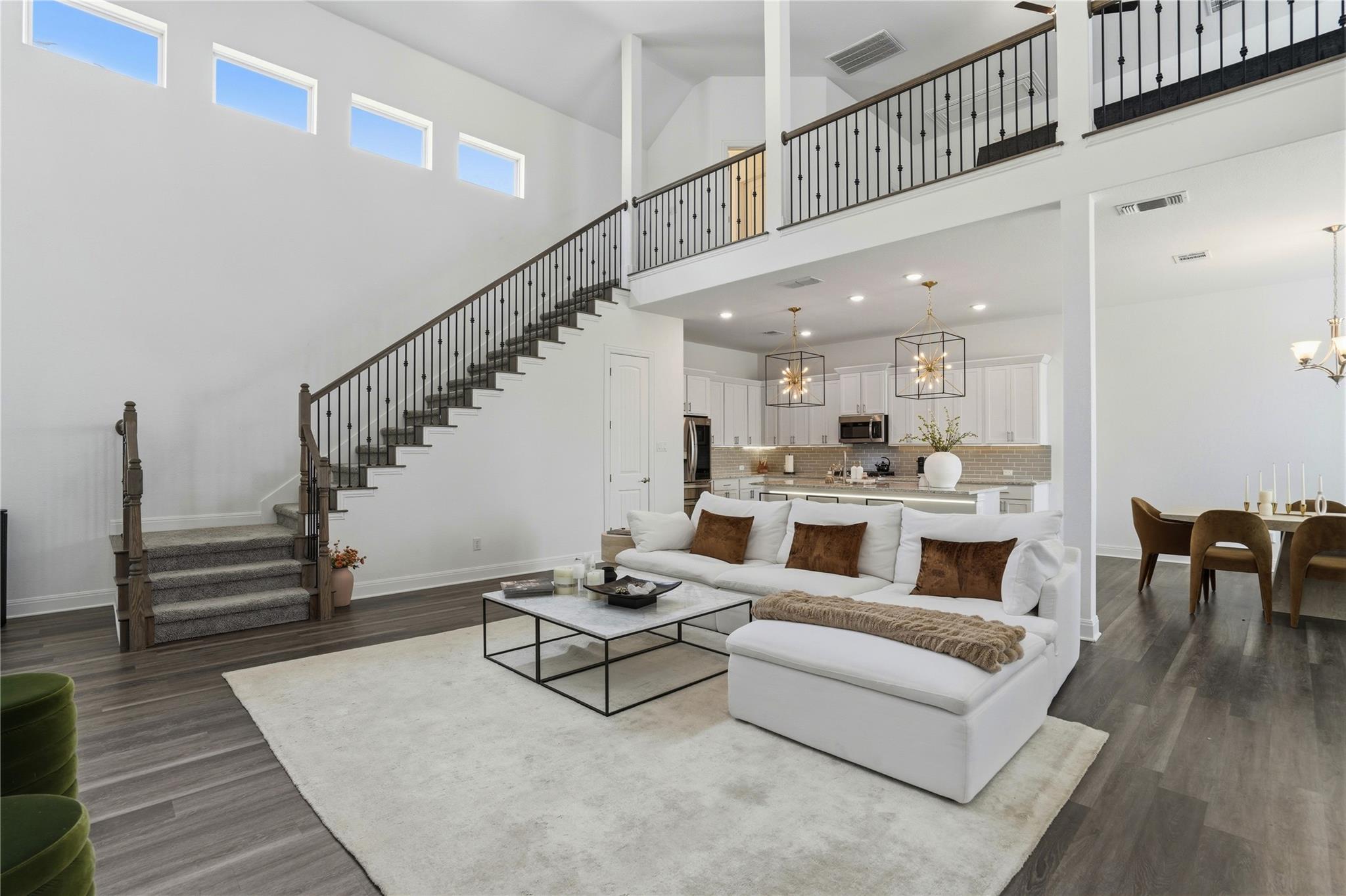 2804 Stone Branch DR, Leander, TX 78641