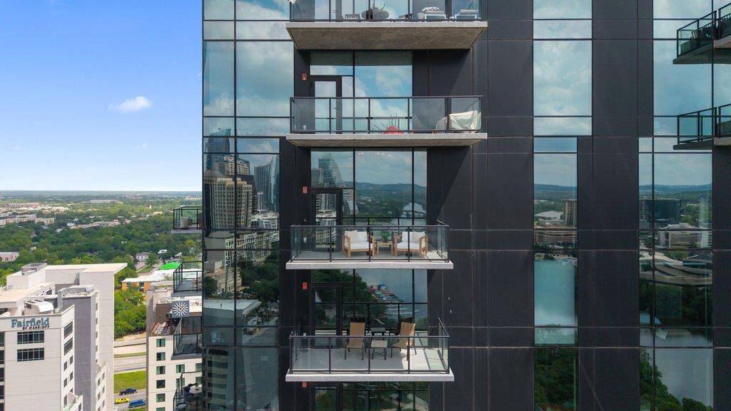 70 Rainey ST #2208, Austin, TX 78701