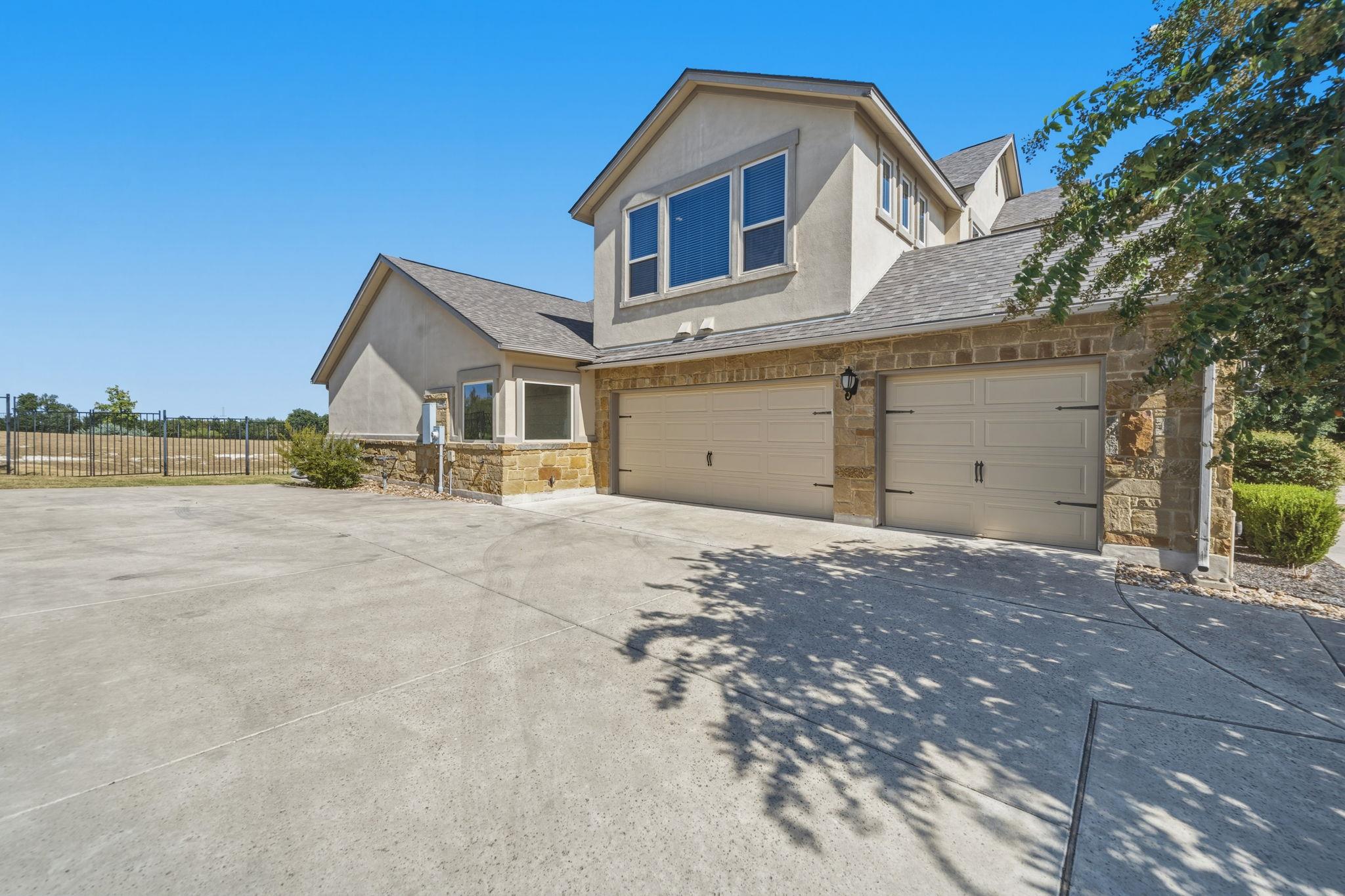 608 Brave Face ST, Leander, TX 78641