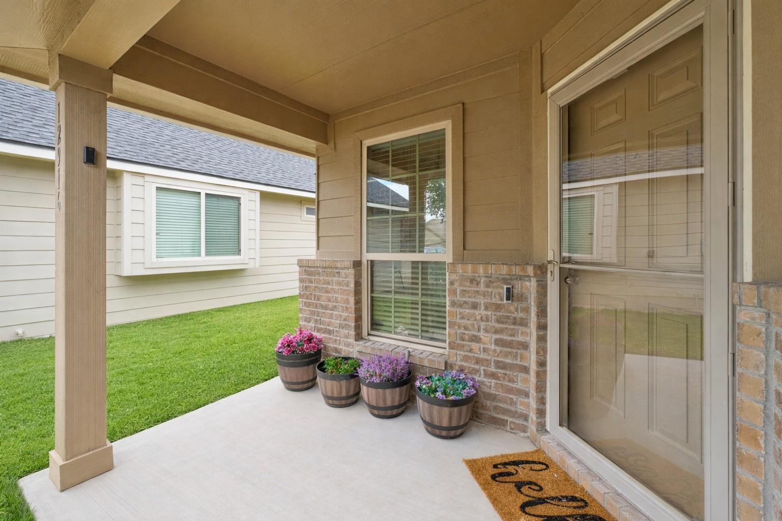 12916 Snow LN, Manor, TX 78653