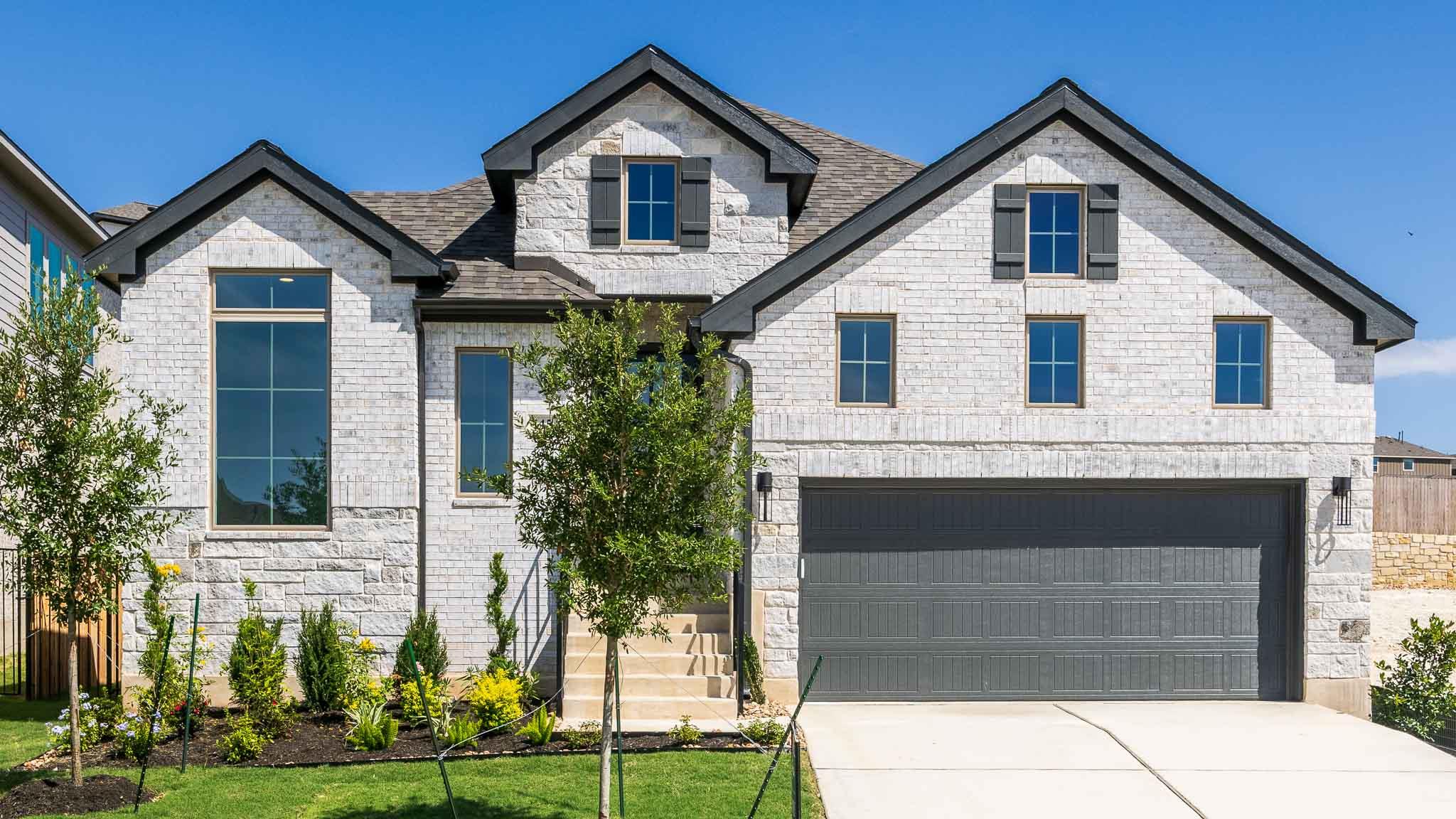 145 Ensberg LN, Liberty Hill, TX 78642