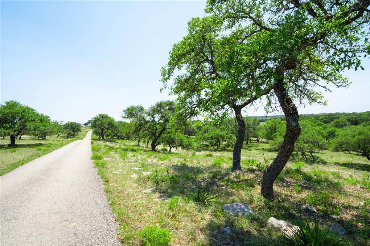 7890 Us 290 Hw, Dripping Springs, TX 78620