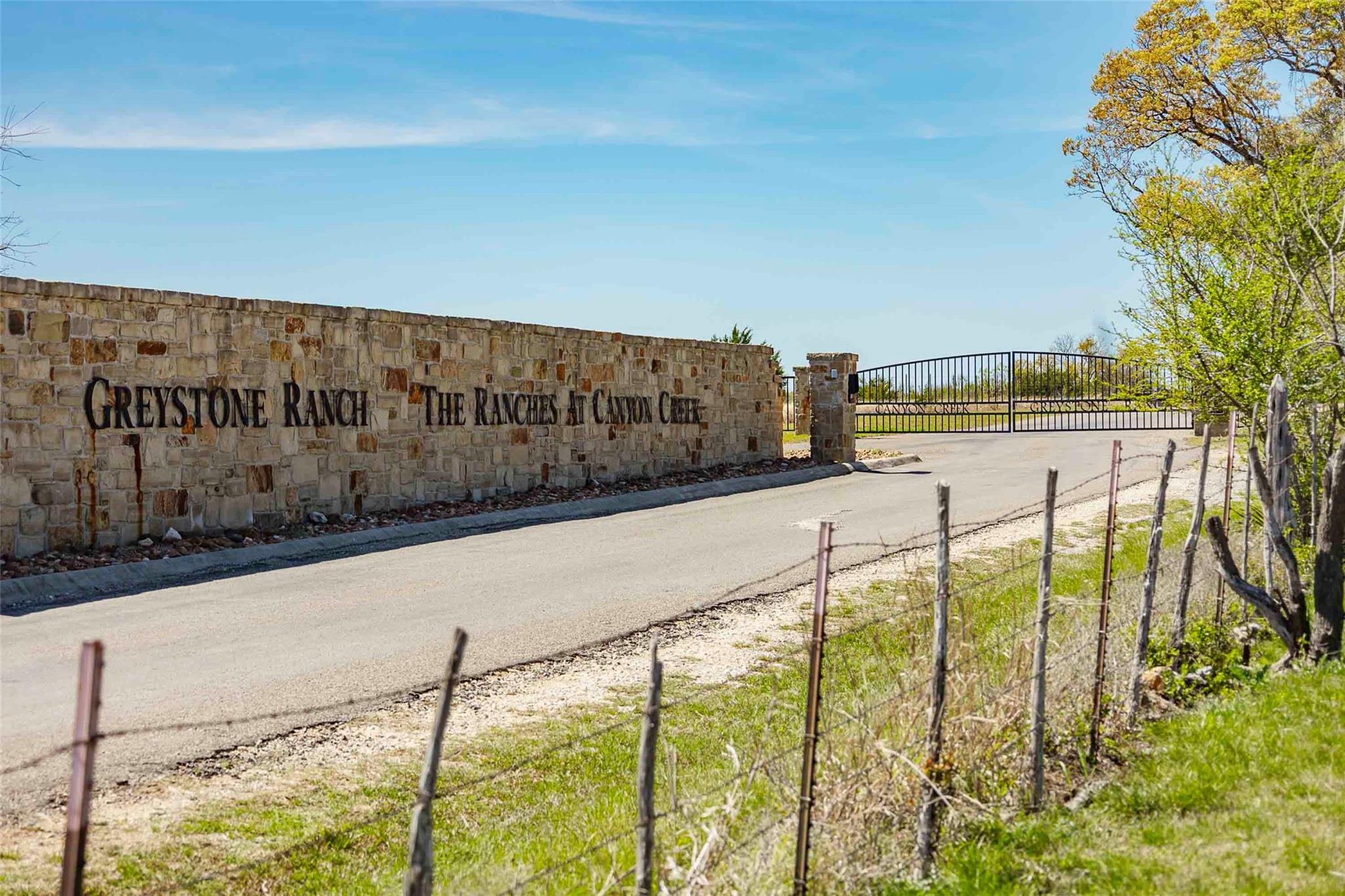 Lot 8 Saddle Ridge DR, Bertram, TX 78605