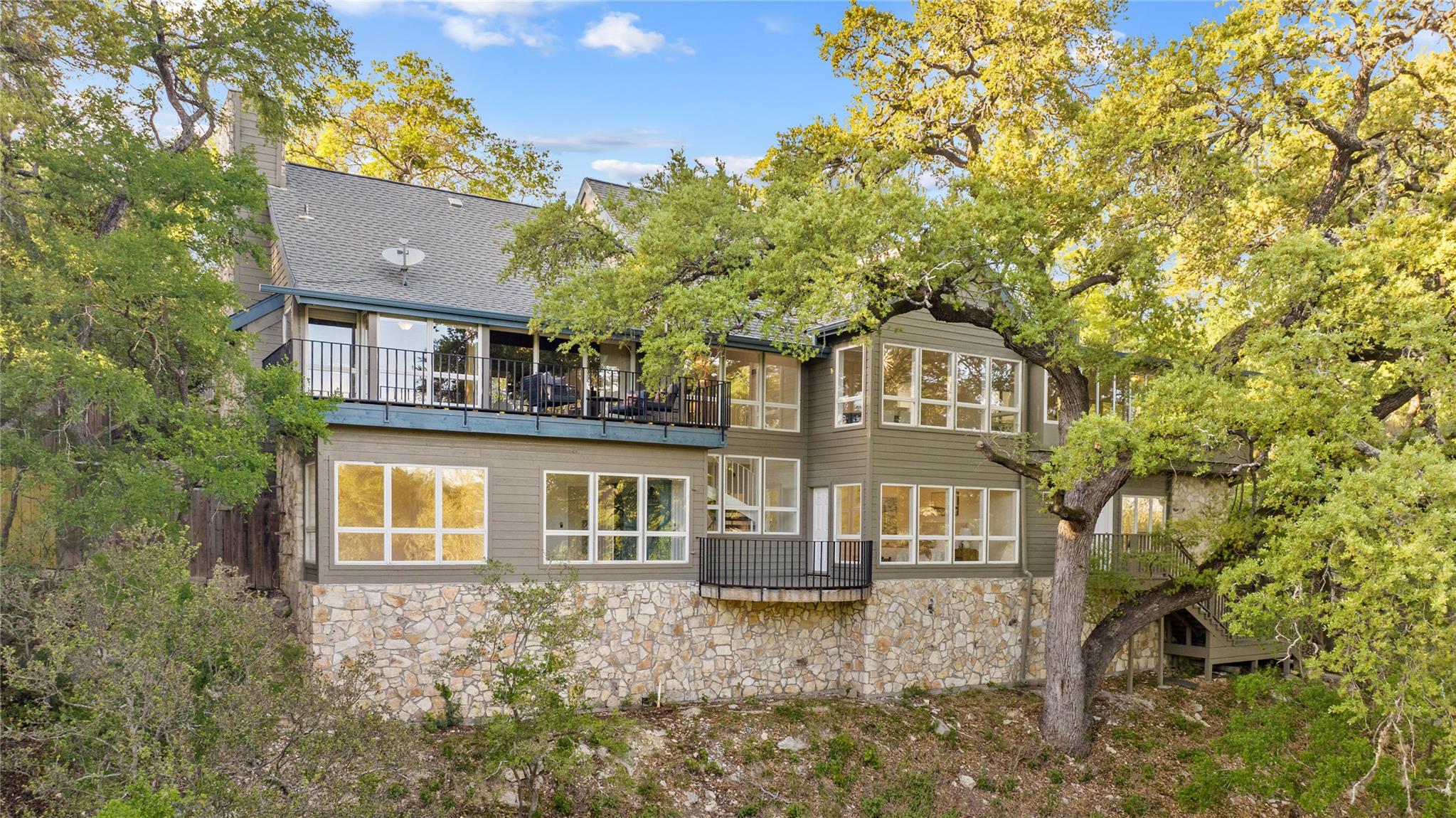 15407 A Fitzhugh PL, Dripping Springs, TX 78620