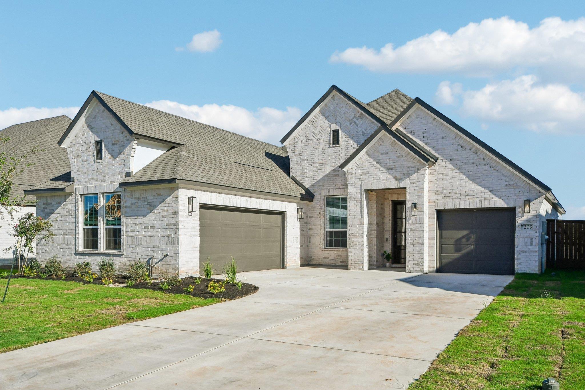 209 Firethorn RD, Marble Falls, TX 78654