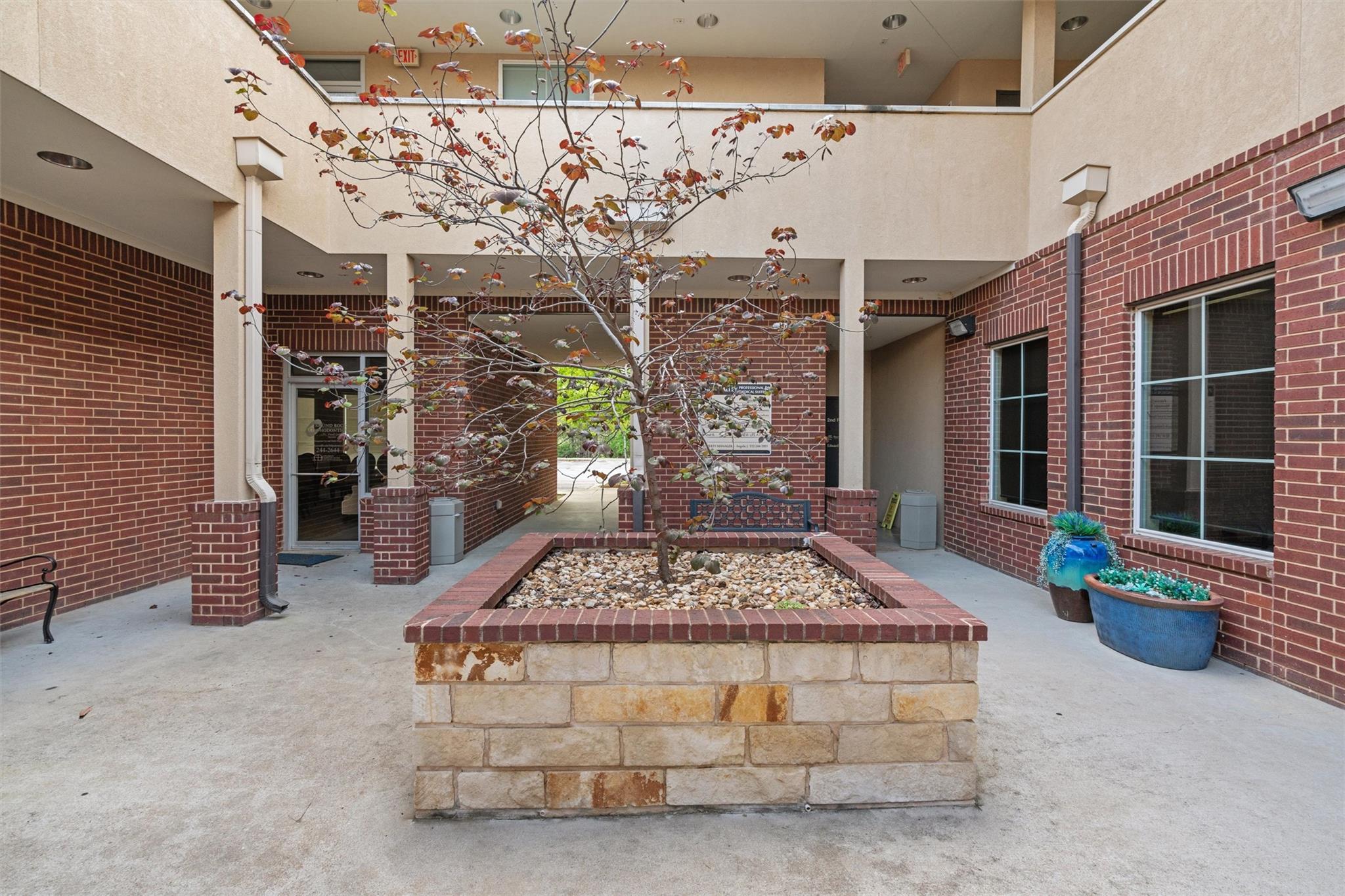 503 E Palm Valley BLVD #220, Round Rock, TX 78664