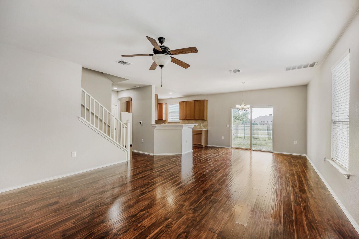 11209 Drumellan ST, Austin, TX 78754