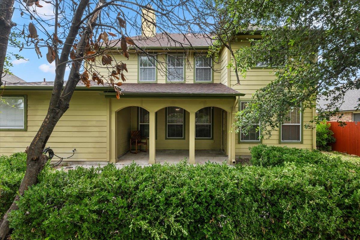 310 N Carriage Hills DR, Georgetown, TX 78626