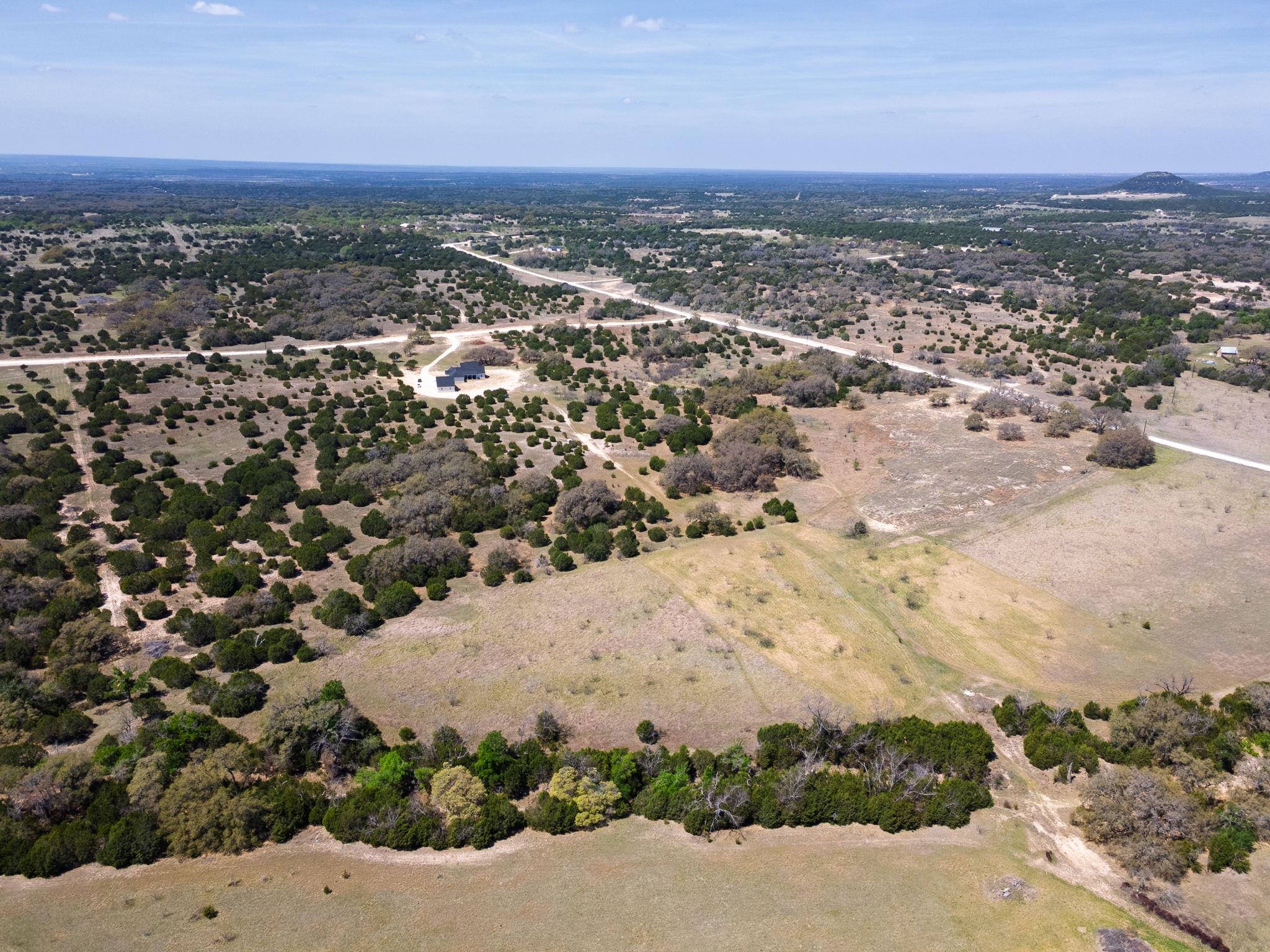 305 Willow Oak DR, Goldthwaite, TX 76844