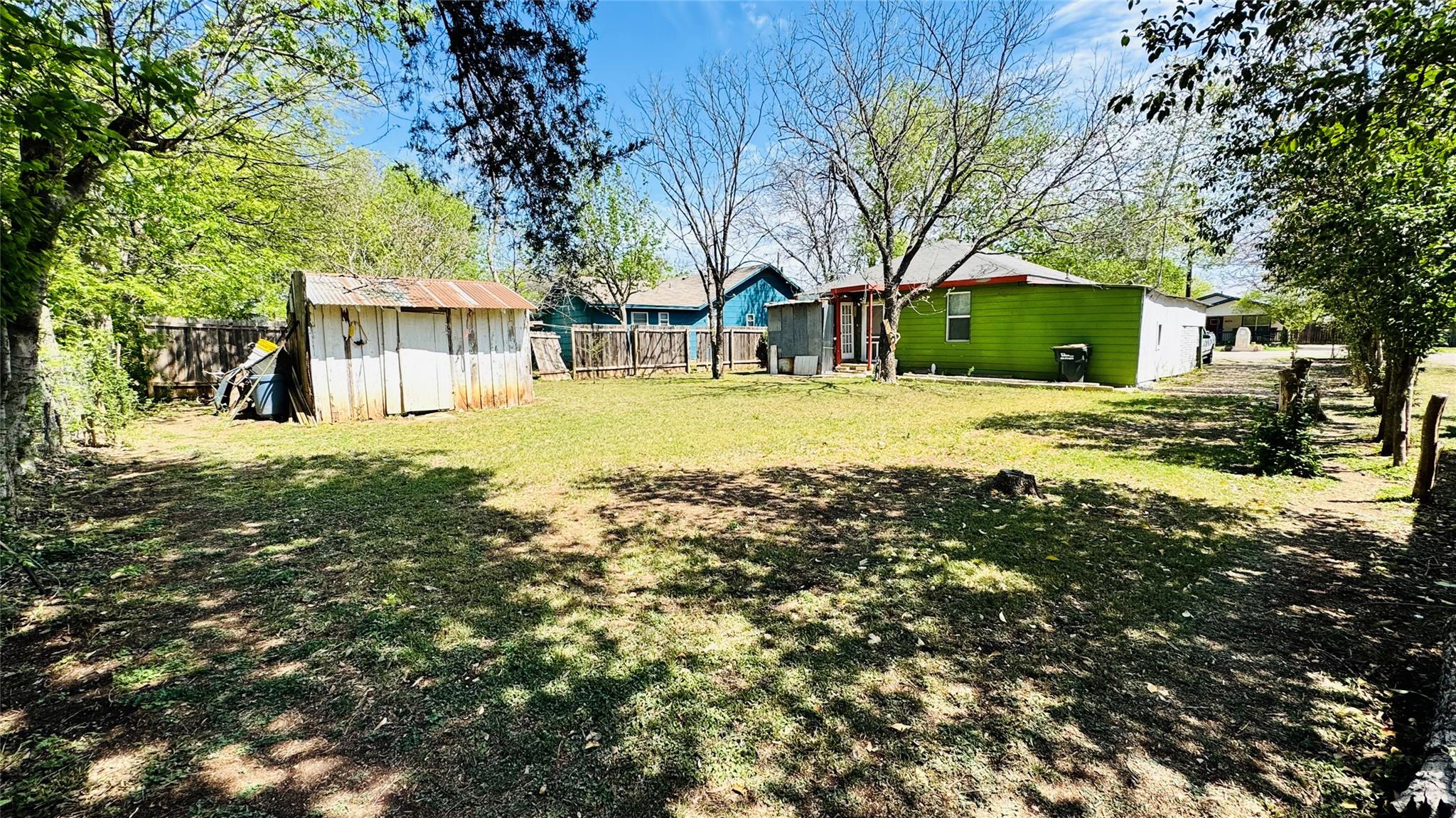1604 S Pine ST, Georgetown, TX 78626