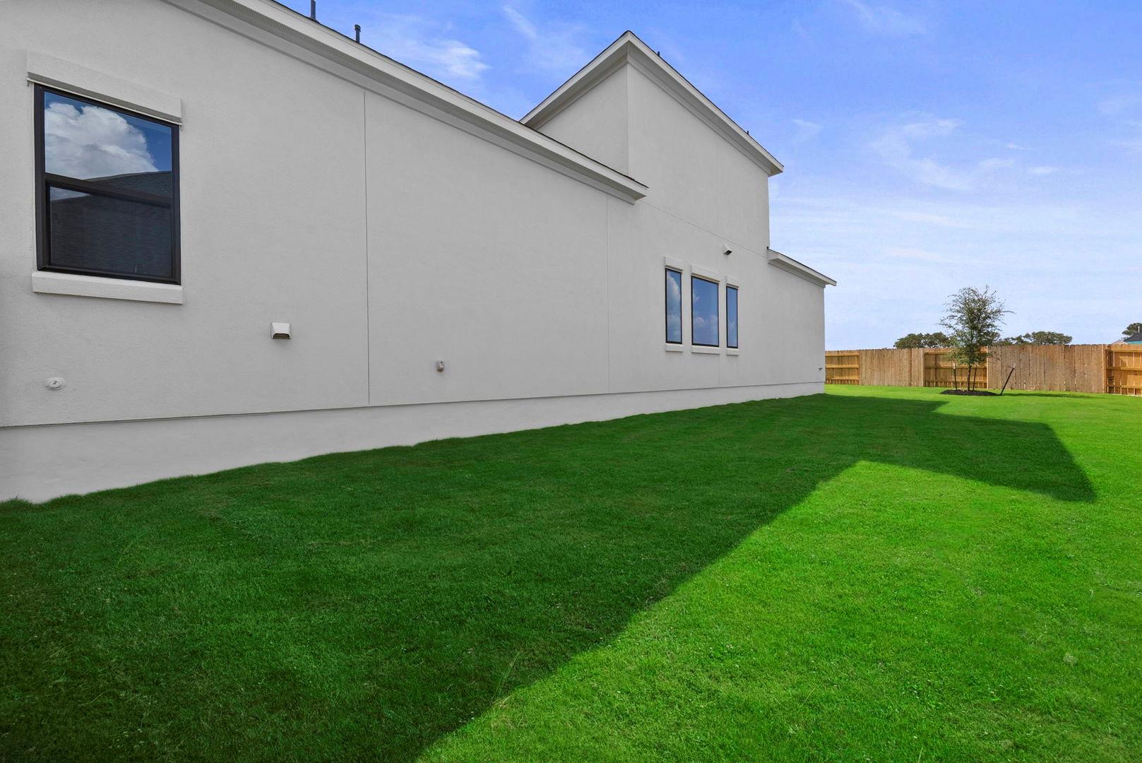 152 Dawn DR, Kyle, TX 78640