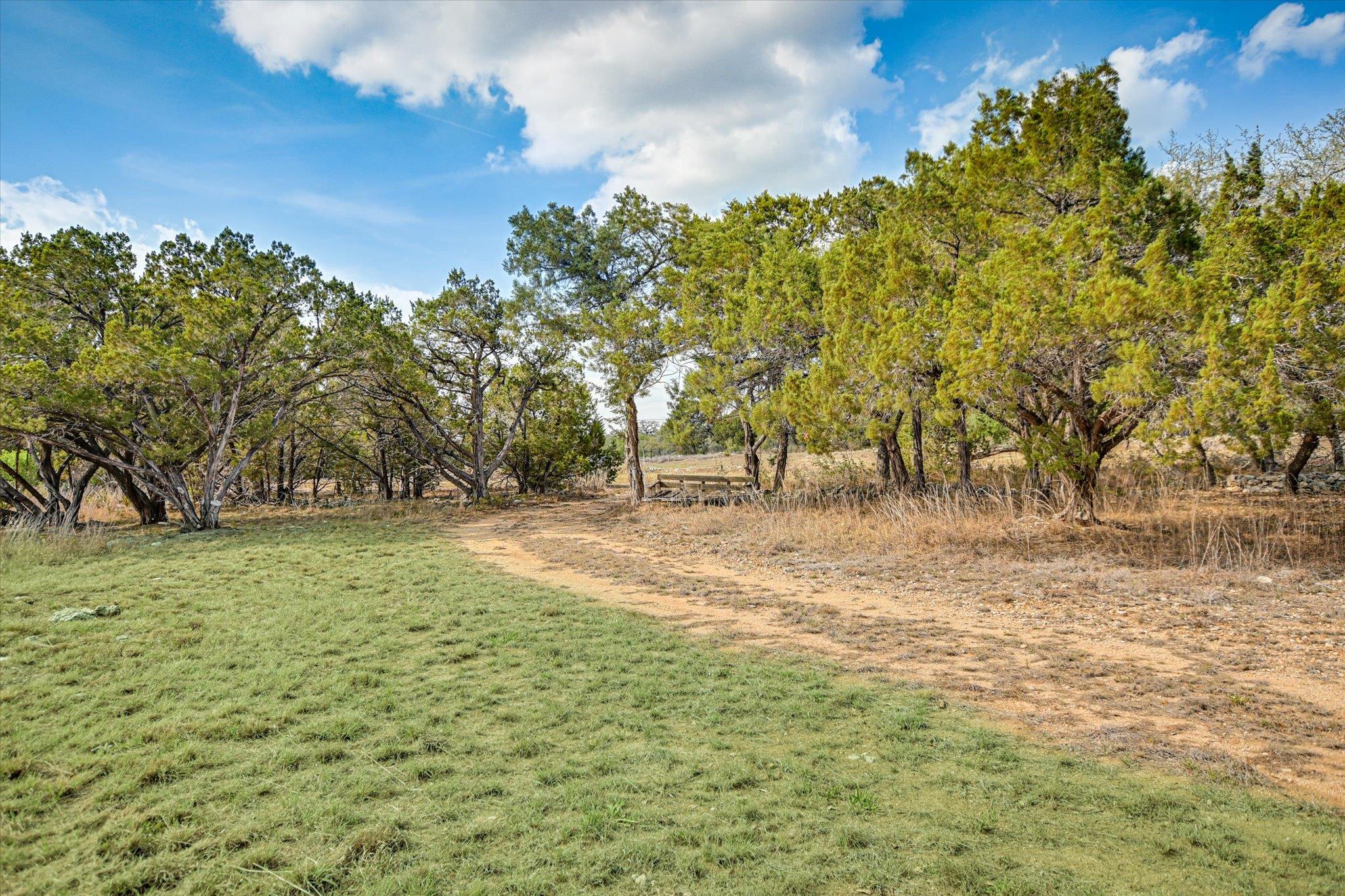 1935 Wayside DR, Wimberley, TX 78676