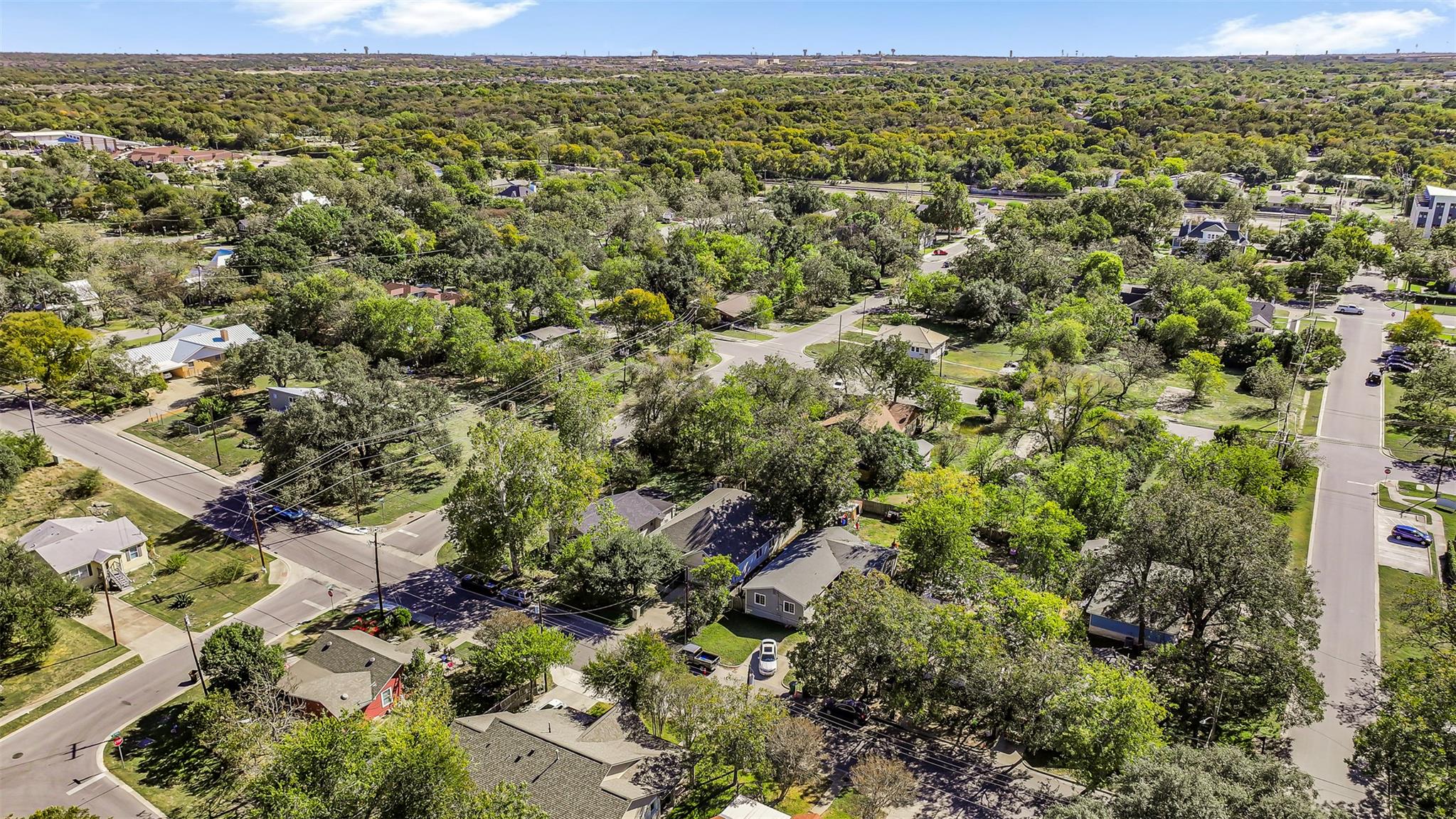 409 E Austin Ave, Round Rock, TX 78664