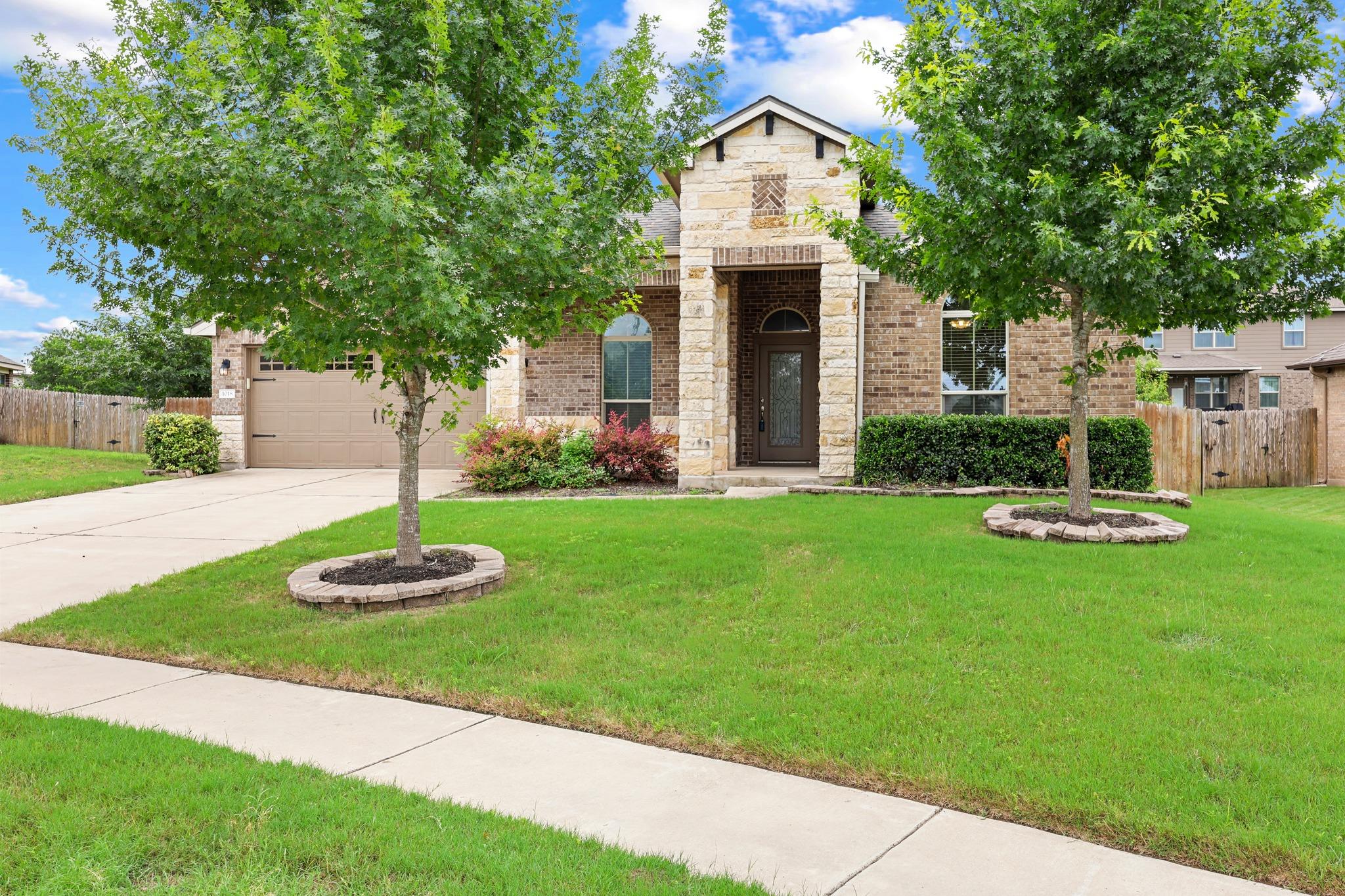 1018 Granbury CV, Round Rock, TX 78664