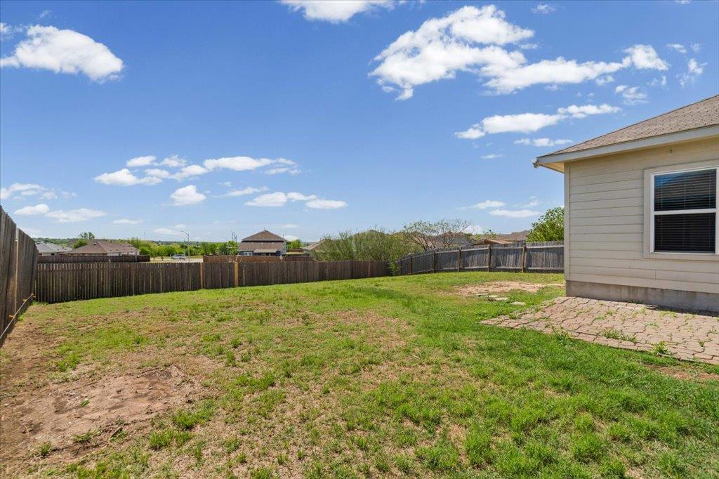 312 Waterloo DR, Kyle, TX 78640