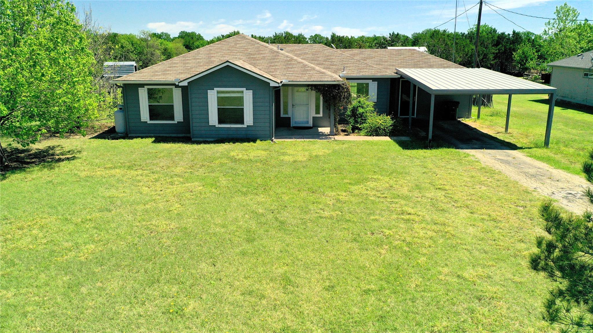 152 Round Up DR, Liberty Hill, TX 78642