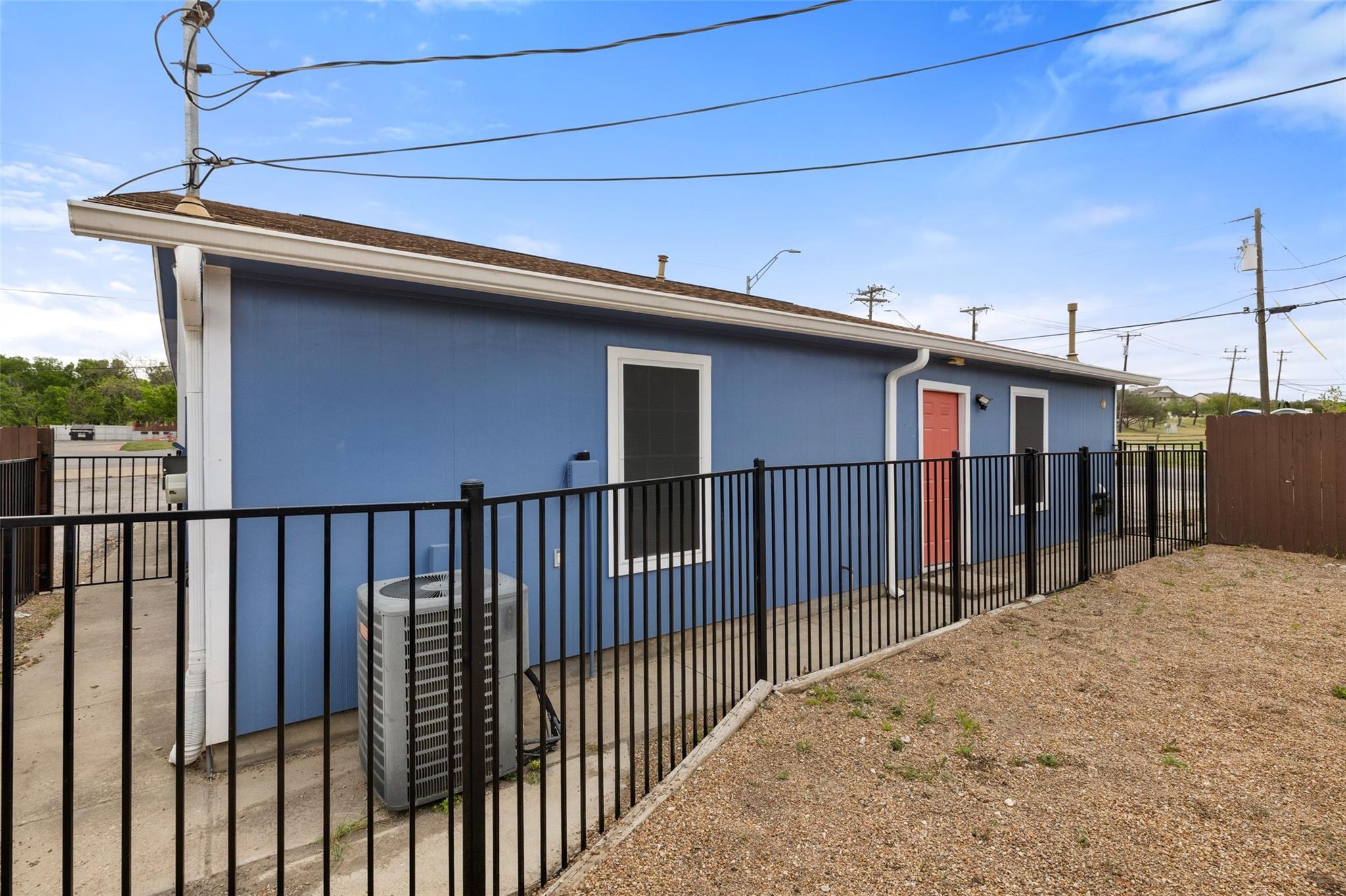 750 S Mays ST, Round Rock, TX 78664