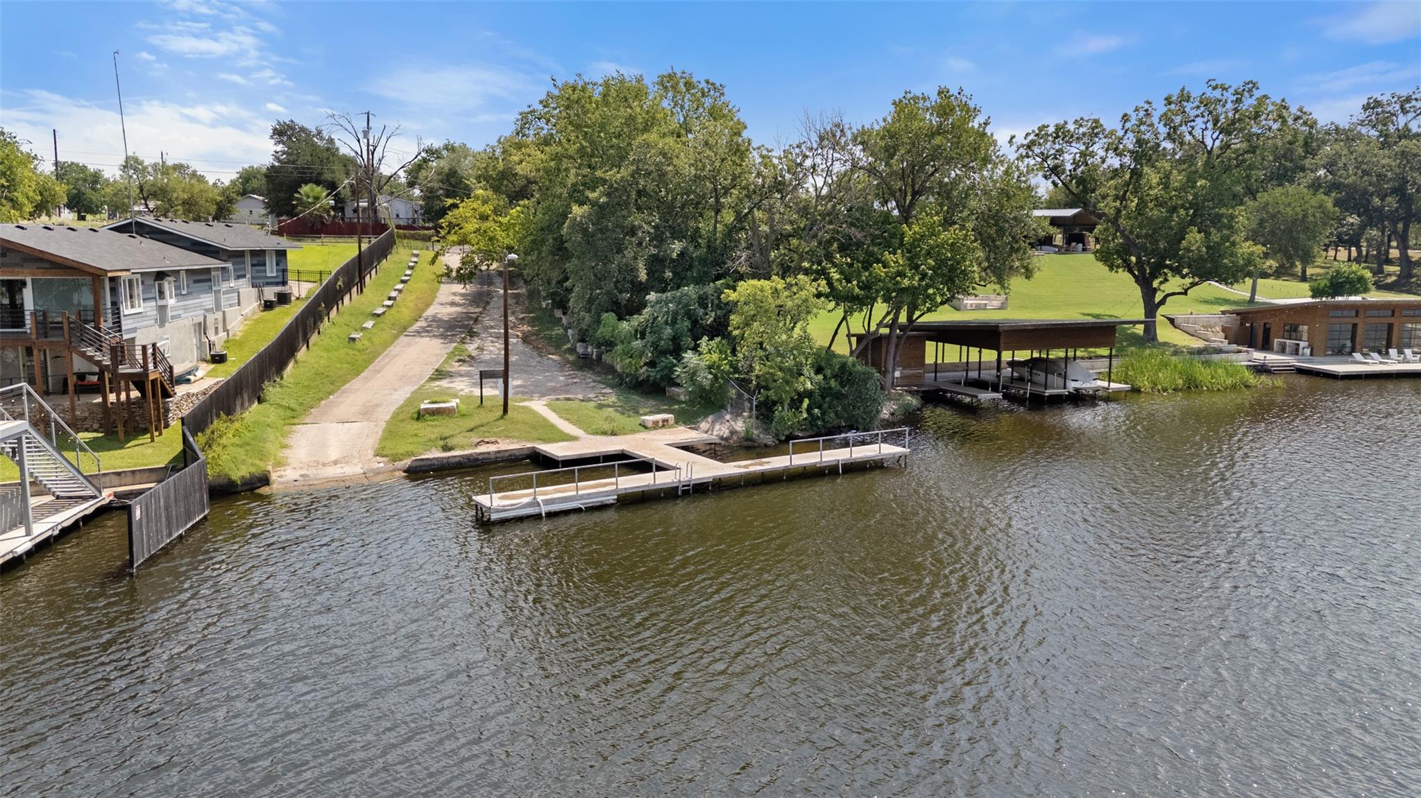 296 Seneca DR, Burnet, TX 78611
