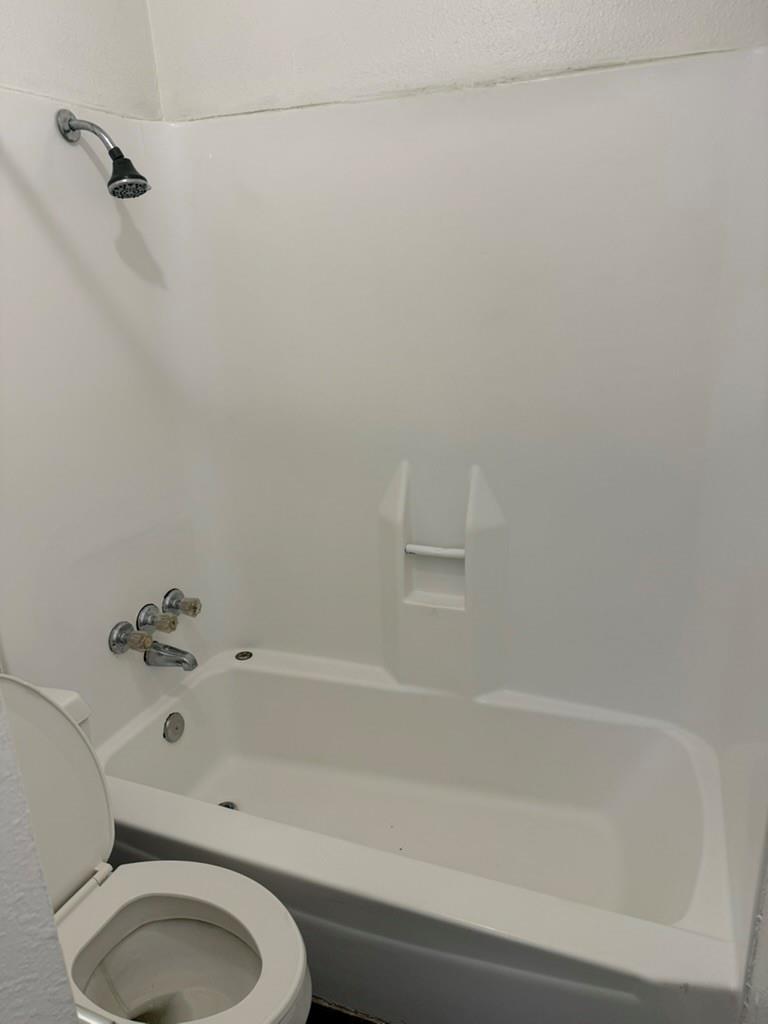 2124 Burton DR #251, Austin, TX 78741