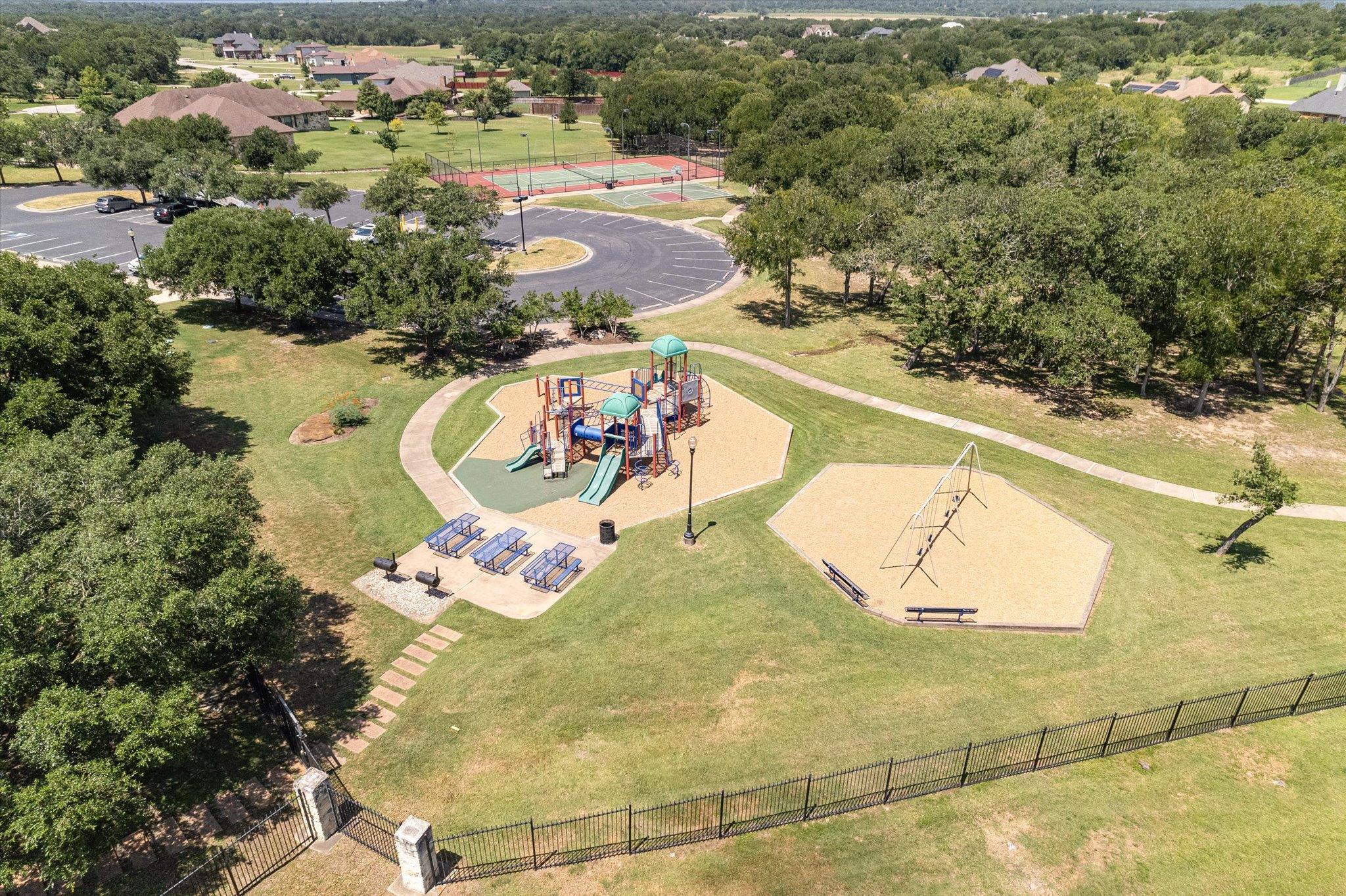 110 Gaston DR, Bastrop, TX 78602