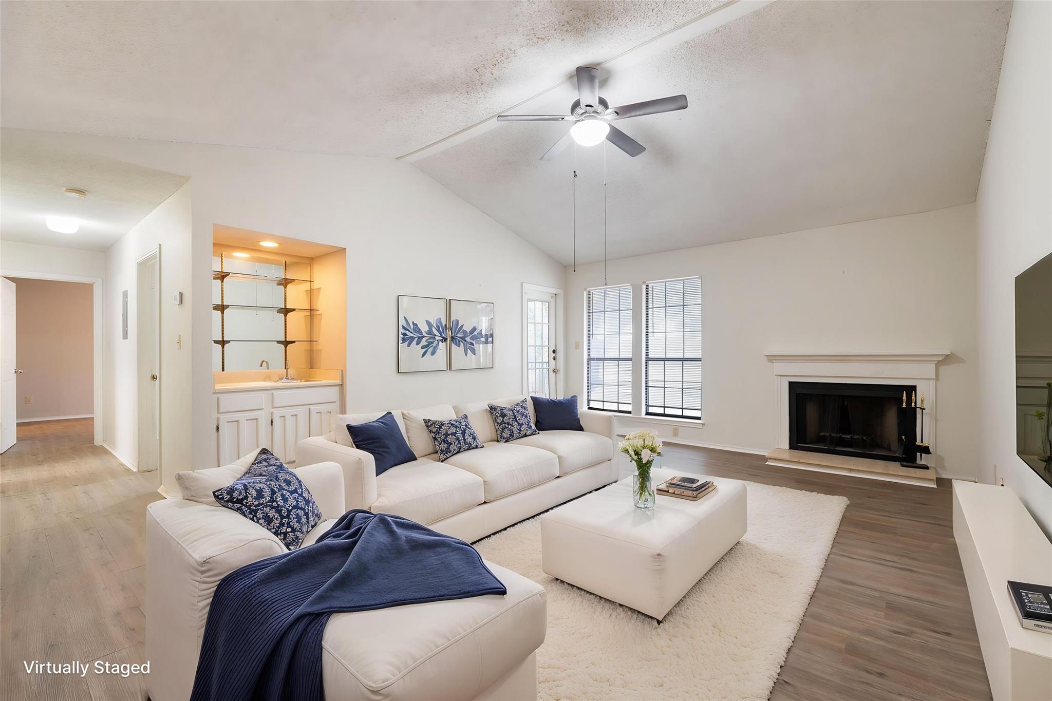 1202 Thorpe LN #216, San Marcos, TX 78666