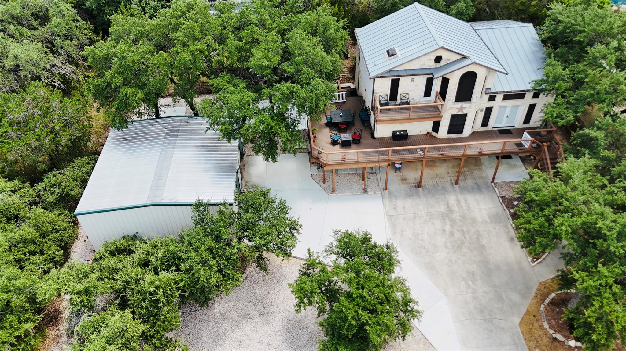 2232 Glenn DR, Canyon Lake, TX 78133