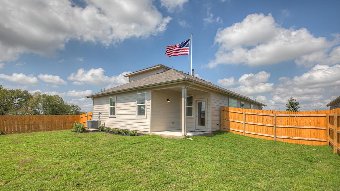 121 Little Walnut CV, Kyle, TX 78640