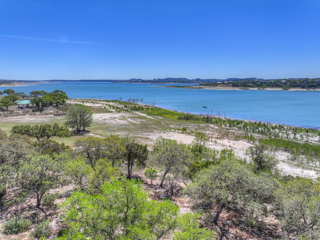 1000 Bamc DR, Canyon Lake, TX 78133
