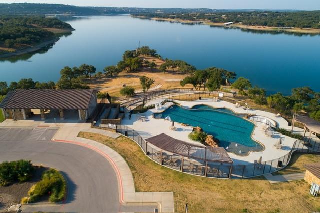 7324 Tessera PKWY, Lago Vista, TX 78645