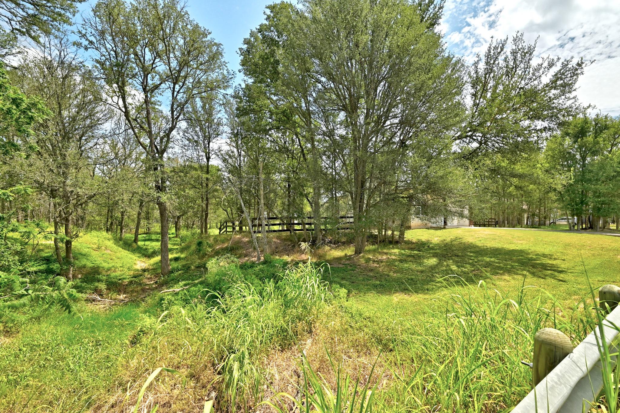 354 Lamaloa LN, Bastrop, TX 78602