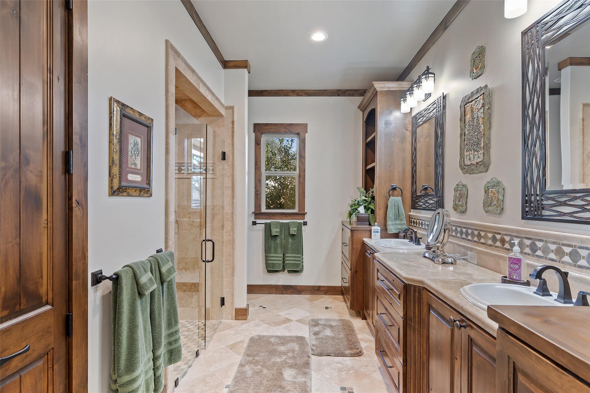 4827 Maenius RD, Blanco, TX 78606